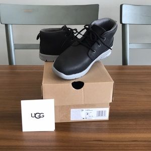 Boys waterproof UGG dress boot